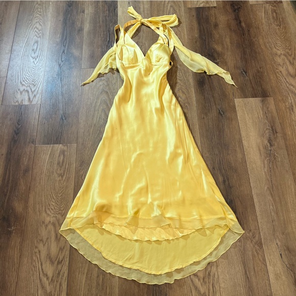 Dress - Picture 6 of 17